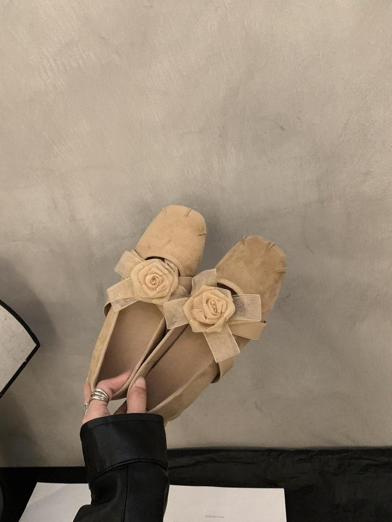 Милый поздний кросс темперамент французский цветок вечерний бриз 2025 нежные на плоской подошве с мелким вырезом ретро туфли-лодочки Мэри Джейн женские