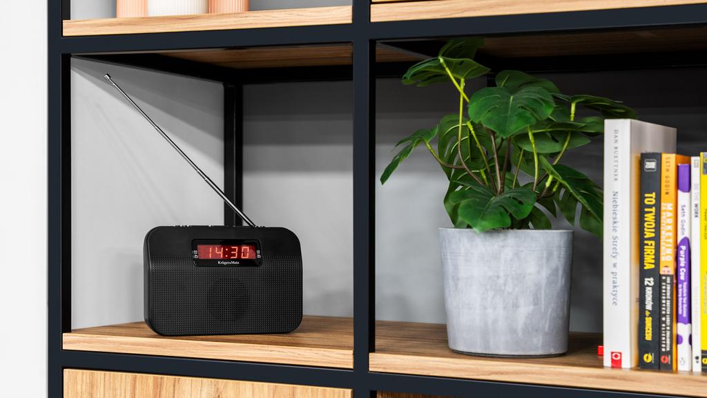 Portable battery-powered construction kitchen radio FM AM Kruger&Matz