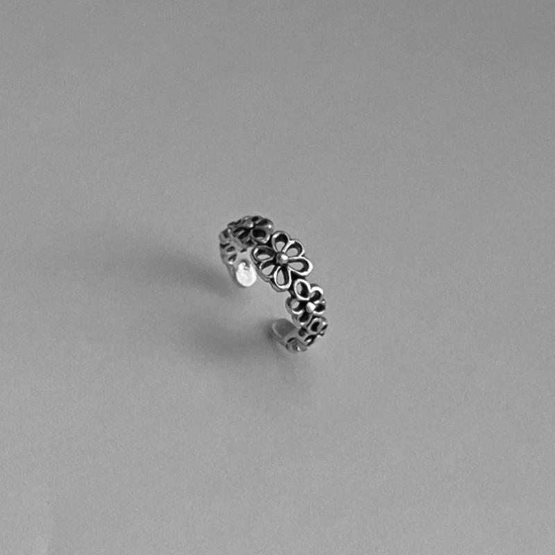 Fashion Small Flower Hollow Design, Environmentally Friendly Copper Material, Women's Toe Ring, Anniversary Gift, Beach Party Jewelry