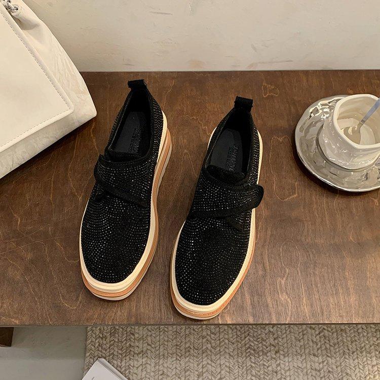 Внешняя торговля 2025 весна новая однопедальная толстая подошва ленивый отдых стразы корейская версия универсальных студенческих ботинок прилив