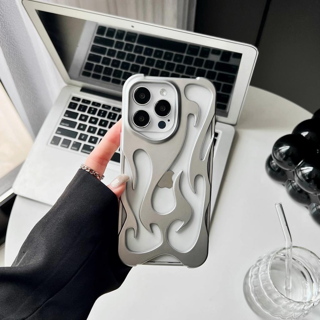 3D Чехол с рисунком пламени для iPhone 16 15 13 12 ProMax 11 14 Plus Модный Полый Тонкий Ударопрочный Защитный Мягкий Чехол