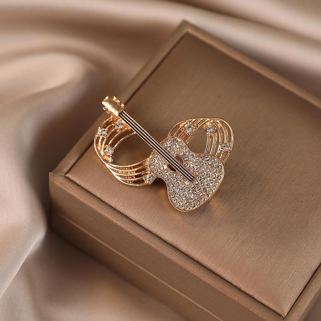 Брошь Пипа Жуи: Элегантная классическая жемчужная брошь для женского ципао