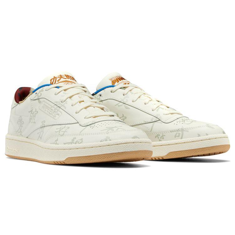 Reebok Kung Fu Panda x Club C 85 Кроссовки унисекс с китайской каллиграфией Белые классические-белые Paperwhite GZ8633