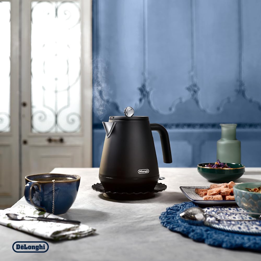 Ecletica Electric Kettle De’Longhi KBY1200J-BK