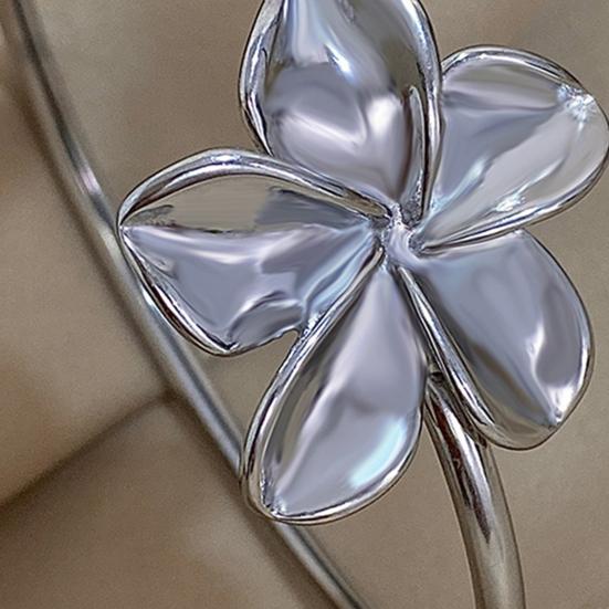 Flower Cuff Bracelets for Women Double Flower Open Bangle Bracelet Adjustable Metal Bracelets Wedding Party Jewelry