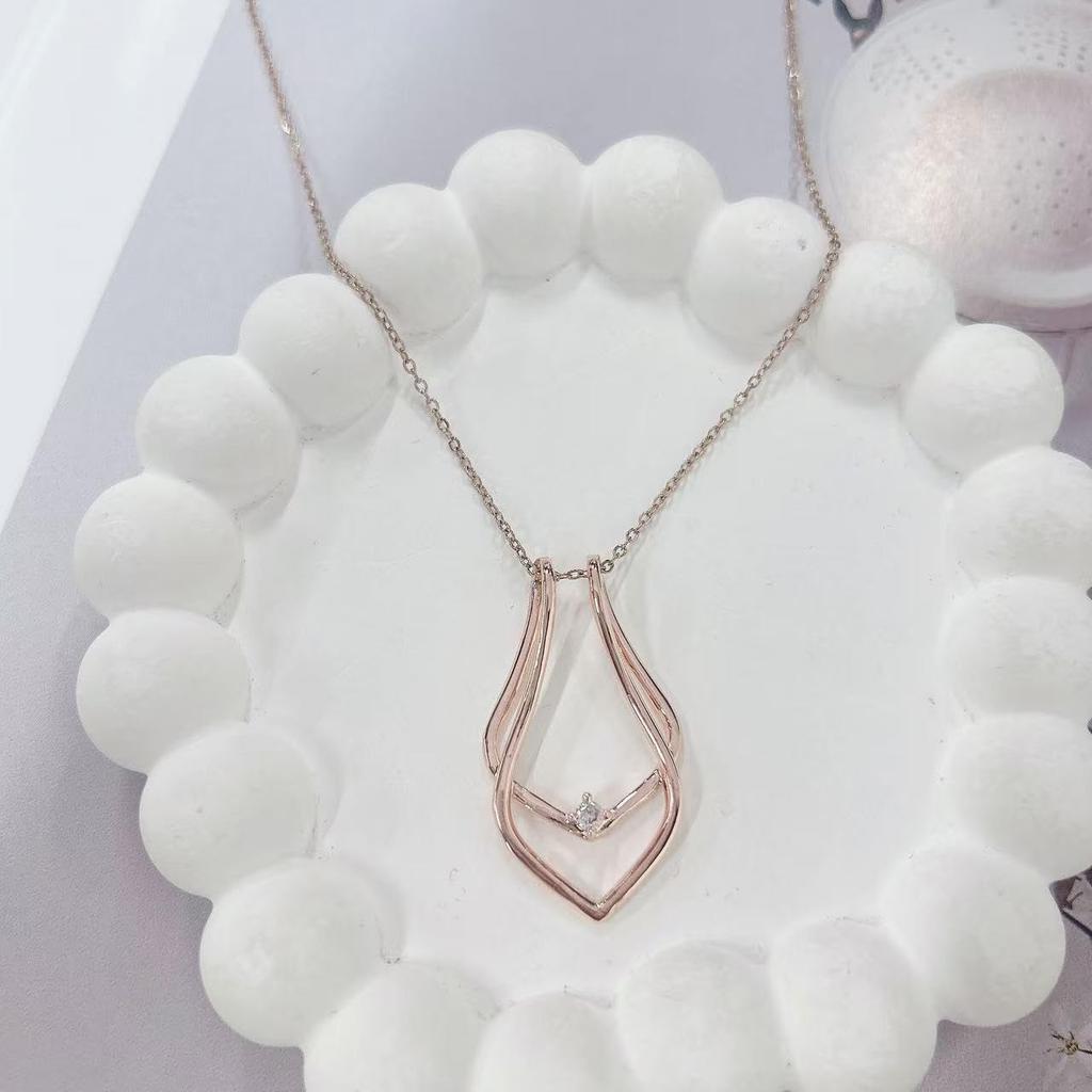 Dainty Waterdrop Ring Holder Necklace for Women & Men CZ Simple Ring Keeper Necklaces Geometric Pendant Bride Wedding Engagement Saver Jewelry Birthd