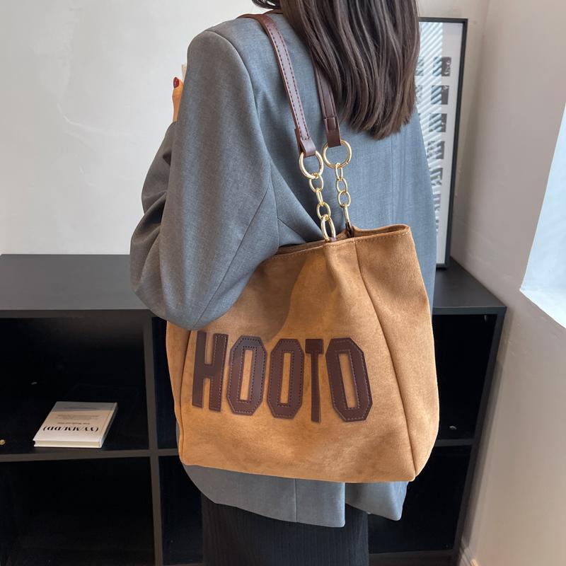 Женская большая сумка-тоут с буквенным принтом, сумка через плечо с цепочками, сумка через подмышку