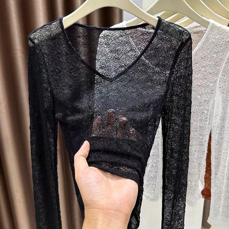 Белая кружевная рубашка с V-образным вырезом и ажурным узором для женщин, весна-лето, длинный рукав, тонкий дизайн, внутренняя подкладка, футболка, облегающий топ