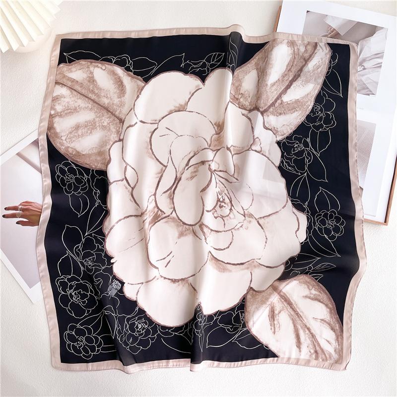 70 * 70cm New Silk Small Square Scarf For Women'S Neck Protection Professional Scarf Versatile Hair Tie Headscarf Scarf
