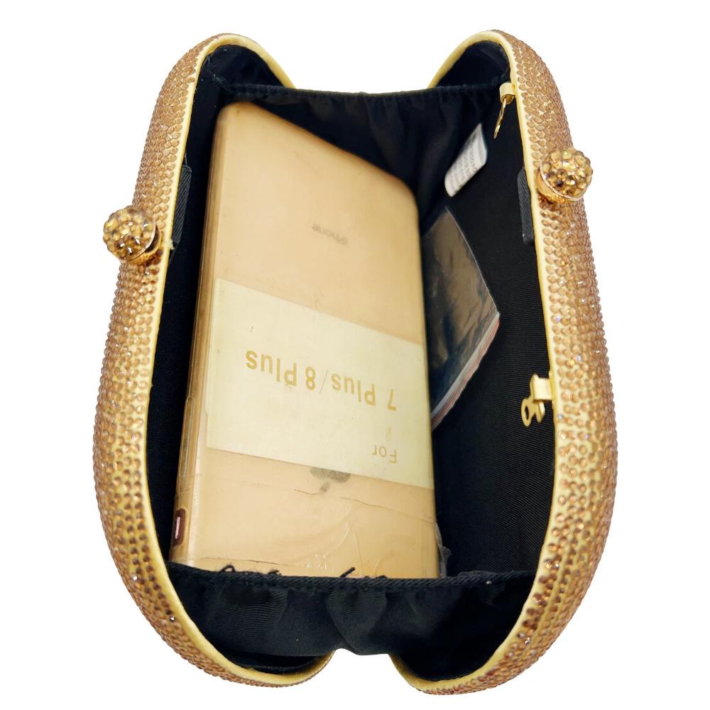 Клатч со стразами в наличии: Однотонная вечерняя сумка с бриллиантами