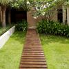 Rustic Wooden Garden Pathway with Non-Slip Surface - Roll-Out Log Design, Decorative Outdoor Walkway for Garden, Beach, Wedding, and Patio Flooring