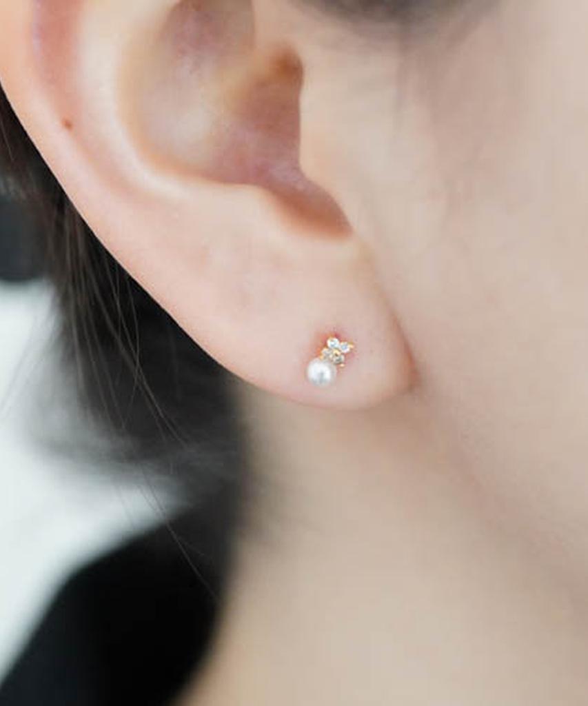 Серебряные серьги Alleun 925 пробы с жемчугом Swarovski и кубическим цирконием в форме четырехлистника