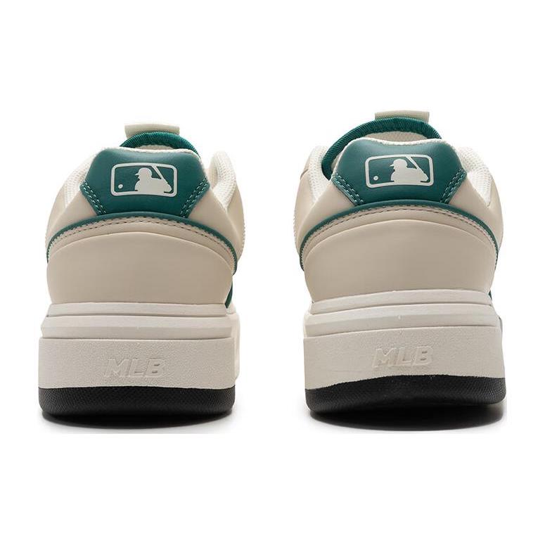 New MLB Chunky Liner 24SS New York Yankees Slip Resistant Cushioning Low Top Skateboard Shoes Unisex Green 3ASXCLB3N-50GND