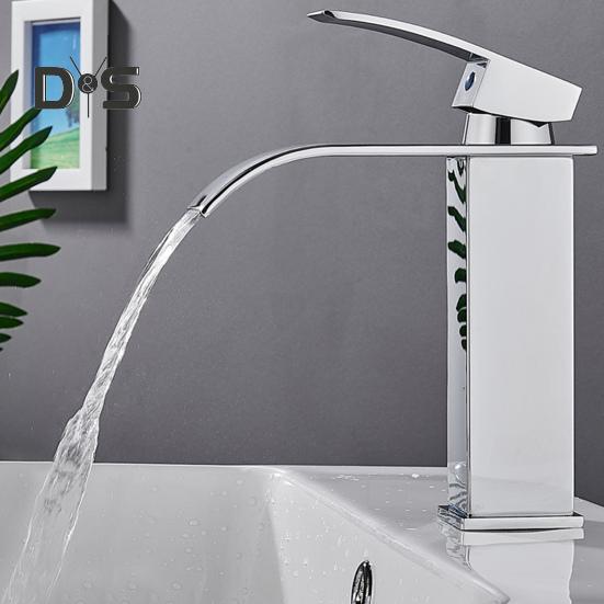 Водопадный смеситель для ванной комнаты с одной ручкой управления, современный дизайн, простая установка, смеситель для умывальника с водопадным изливом