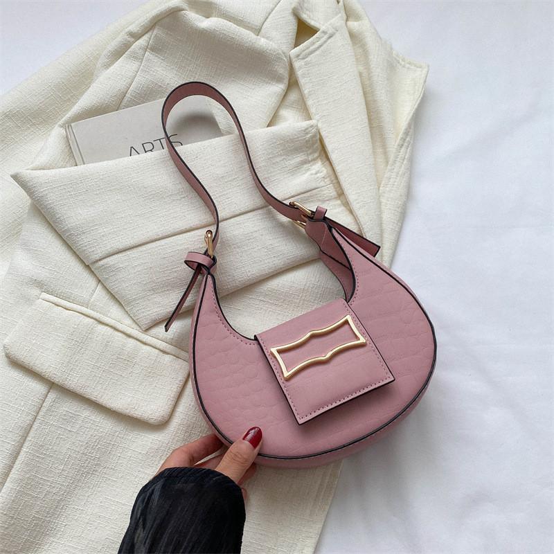 Versatile Fashion Pu Leather Crescent Bag With Zipper Ideal For Everyday Use
