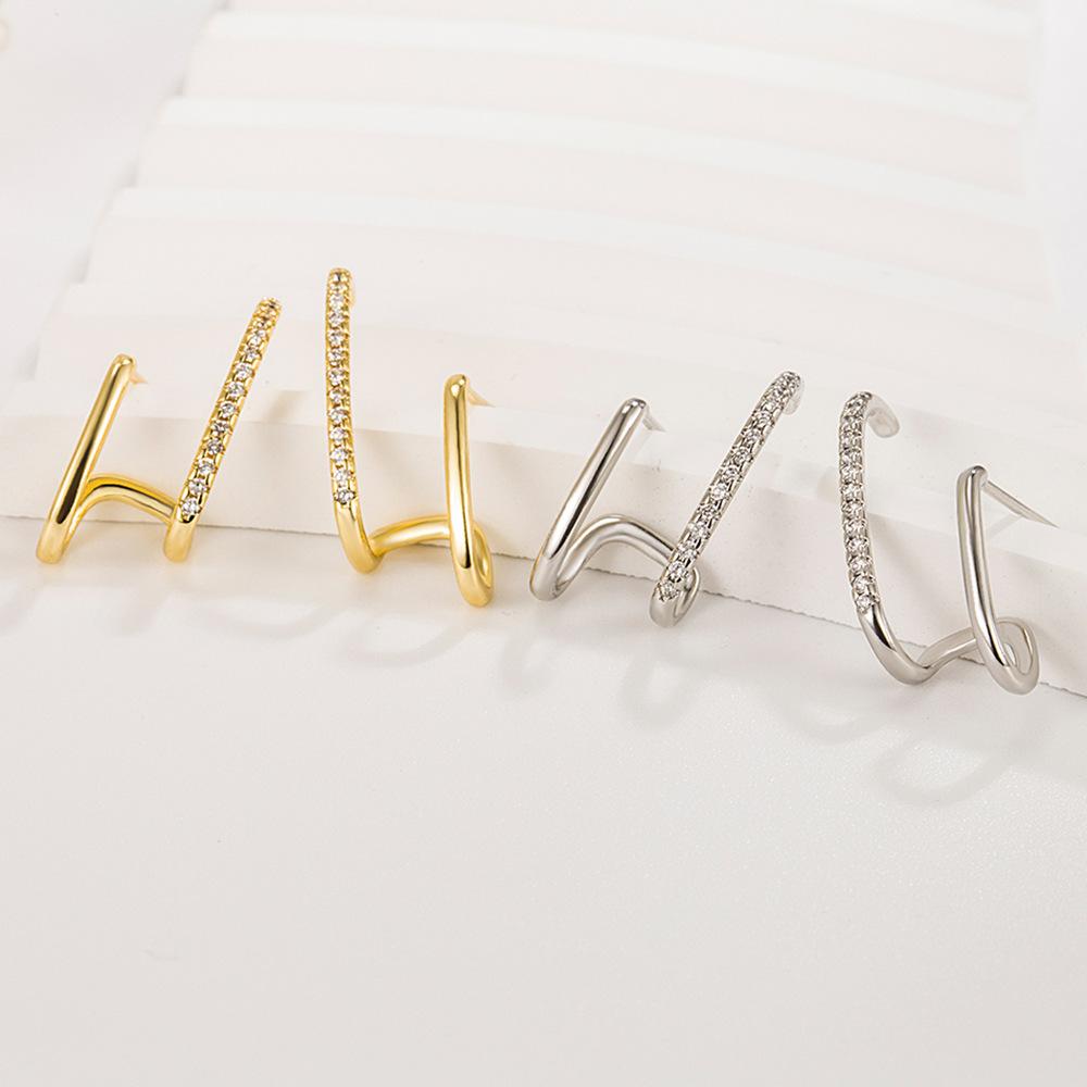 Geometric Stud Earrings with Diamonds Design Temperament Fashion High-end Light Luxury Shape