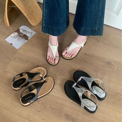 Металлическая пряжка, закрытый носок, плоские сандалии, лето 2025, новая мода, уличная обувь, темперамент, пляжная, римские сандалии, крутые шлепанцы