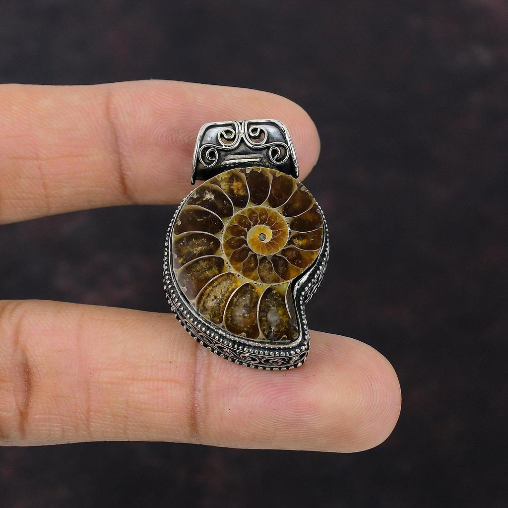Подвеска из ископаемого аммонита, винтажная подвеска из стерлингового серебра 925 пробы, подвеска из ископаемого аммонита, драгоценный камень, ювелирные изделия ручной работы, новый кулон, подарок для мамы