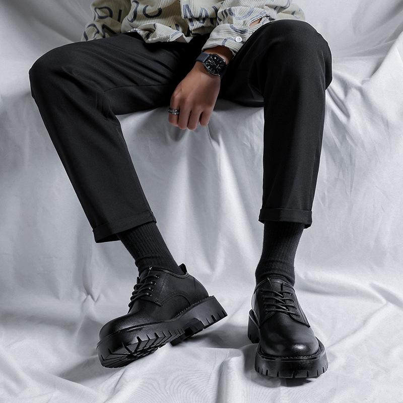 Весенние и осенние черные мужские туфли, универсальные трендовые мужские туфли на платформе, повседневные маленькие кожаные туфли 68303-R