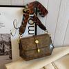 Ielgy Fashion Retro Small Square Bag Crossbody All-Match Casual One-Shoulder Female Bag