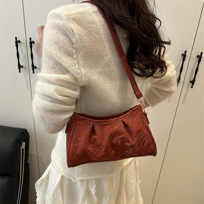 Сумка подмышку женская летняя новая трендовая модная ретро на плечо через плечо плиссированная облако женская маленькая сумка