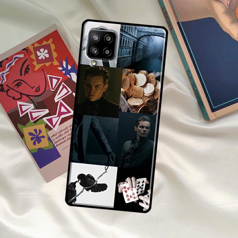 Чехол Kaz Brekker из сериала Тень и Кость для Samsung Galaxy A06 A16 A56 A36 A26 A54 A34 A14 A52 A32 A12 A13 A33 A53 A15 A35 A55
