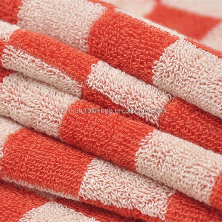 Antibacterial Retro Checkerboard Jacquard Cotton Bath Towel Face Towels