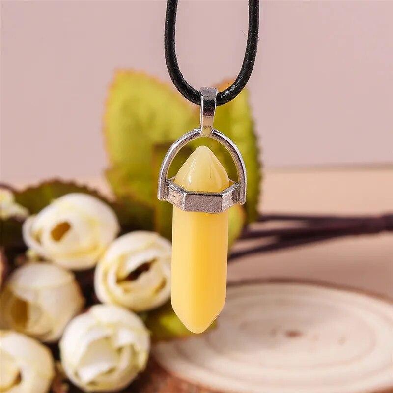 Натуральный камень, кварц, лазурит, опал, аметист, розовый хрустальный камень, шестиугольная колонна, кулон, ожерелья, кожаная цепочка, ожерелье-пуля