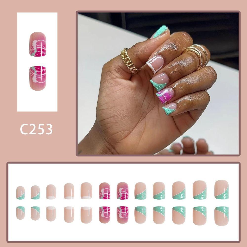 Накладные ногти с полным покрытием. Френч-пресс на ногтях. Модные типсы для ногтей своими руками.