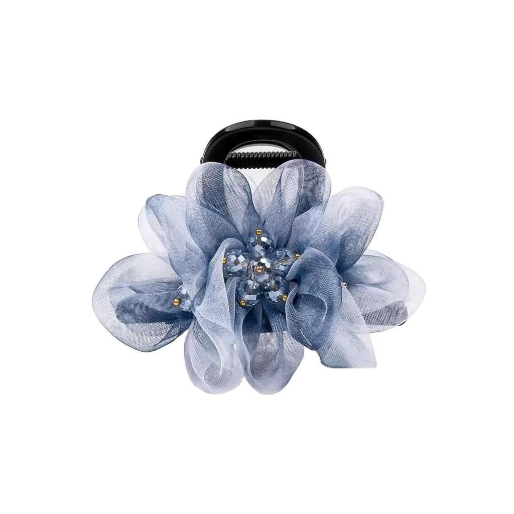 Silk Gauze Medium Claw Clip: Gentle, Age-Reducing Hair Accessory