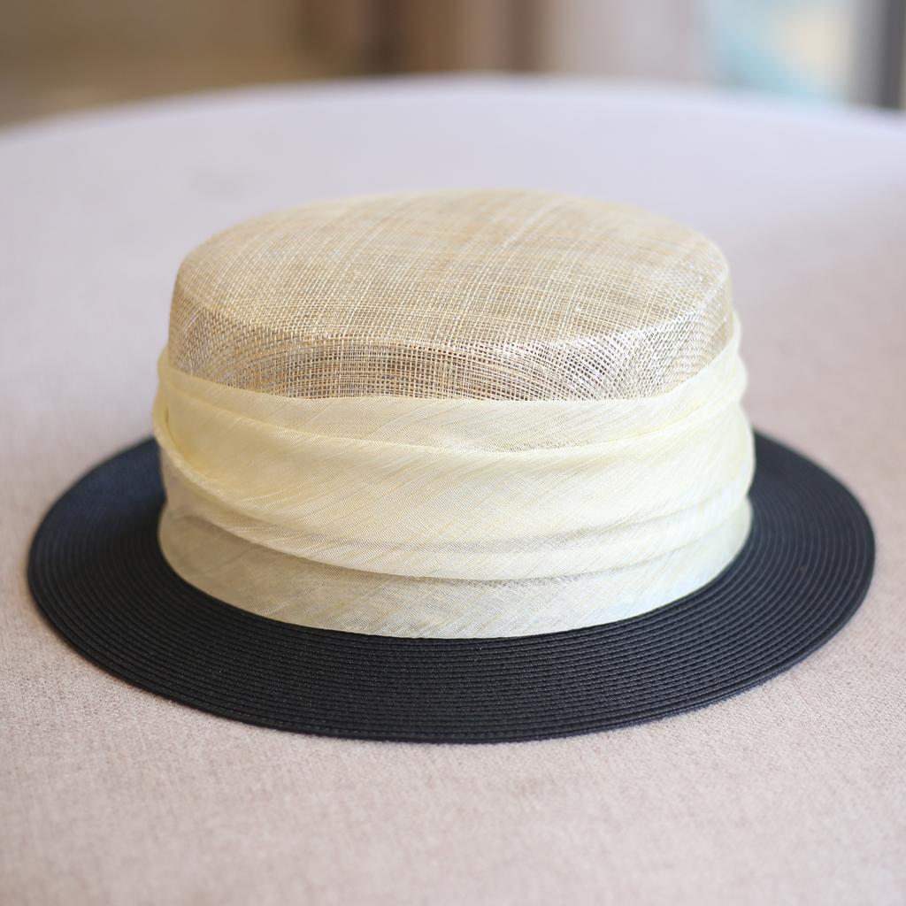 Gold and silver thread Philippine hemp yarn splicing straw hat flat top flat edge hat casual fashion versatile sunshade shopping