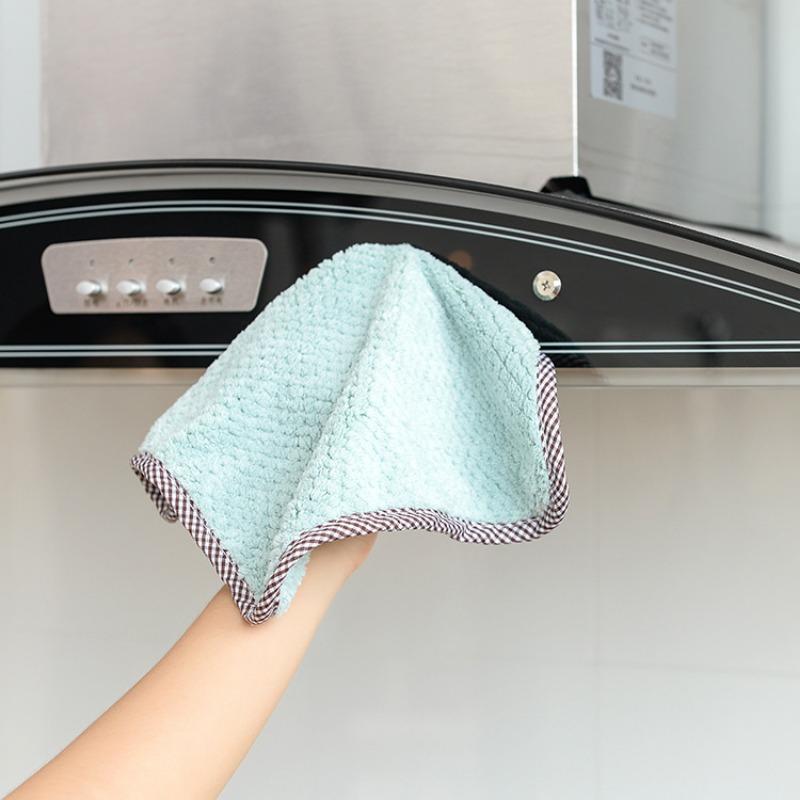 Hanging coral fleece towel pineapple pattern cleaning towel lint-free absorbent cloth dish cloth cleaning cloth