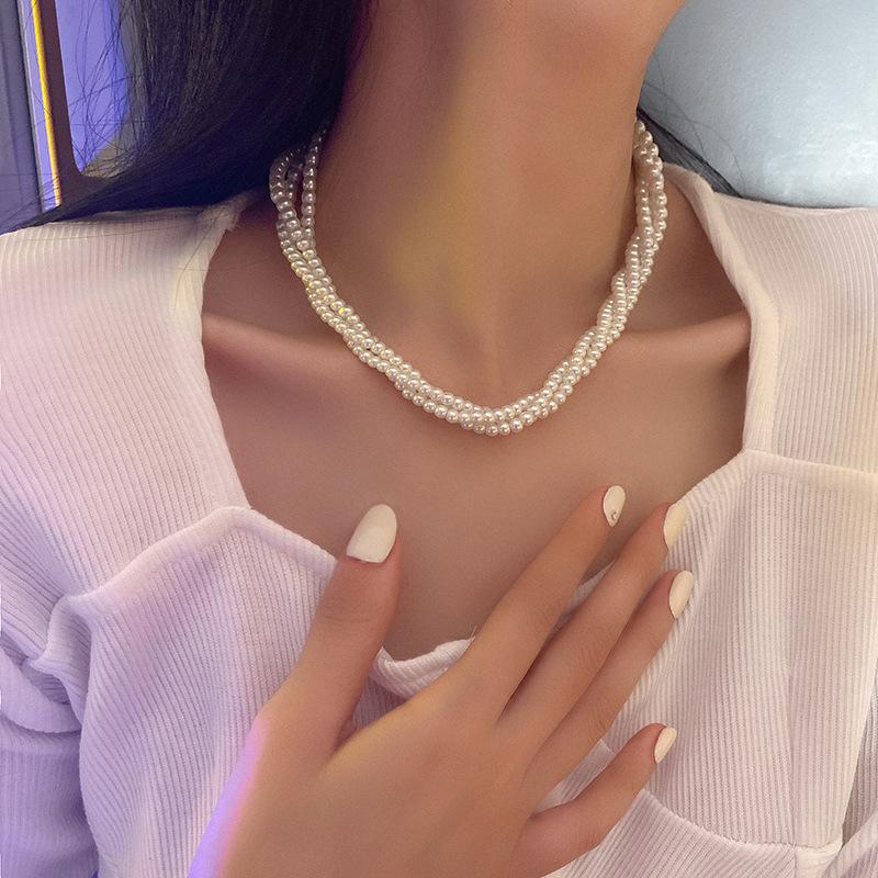 Korean temperament love butterfly pearl fringed necklace fashion collarbone chain versatile item decoration