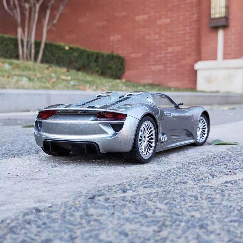 1:18 Porsches 918 Spyder, модель спортивного автомобиля из сплава, литая под давлением гоночная машина, имитационная модель автомобиля, коллекционные предметы, детские игрушки, подарки