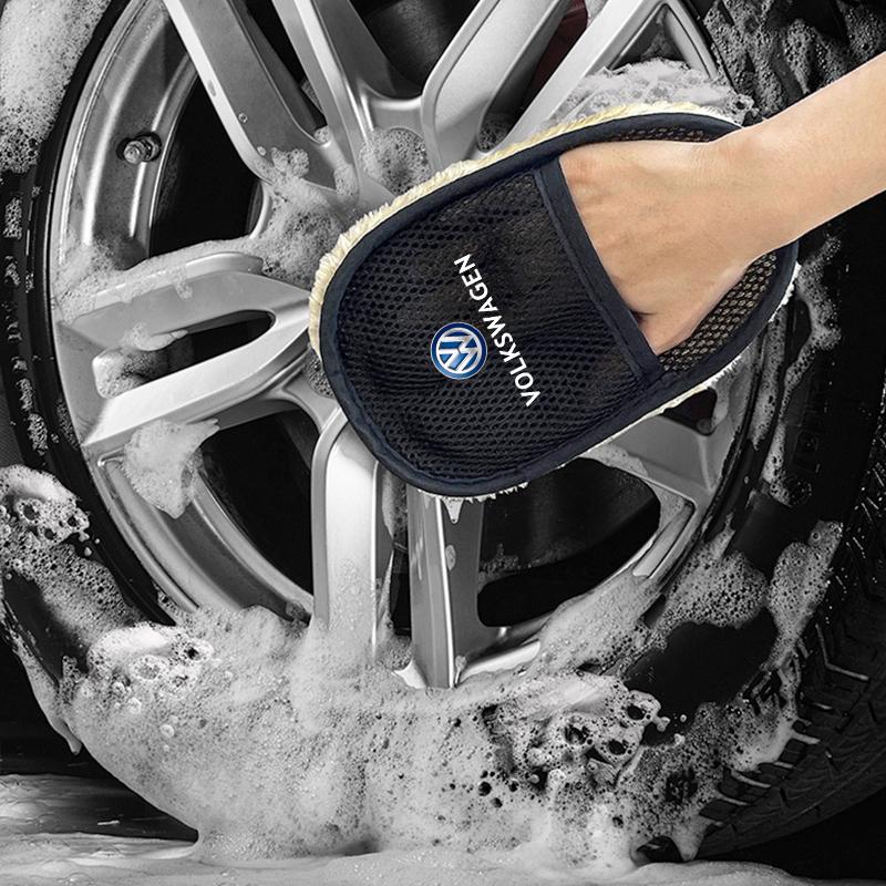 Car Styling Wool Soft Car Washing Gloves Cleaning Brush For VW Scirocco Polo T5 Passat b6 Golf mk5 Tiguan Jetta CC Beetle GTI GT zj7