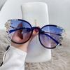 1 Pcs Sunglasses Women's New Fashion Retro Square Glasses Rimless Rhinestone Sunglasses Women's Summer Blindfolds