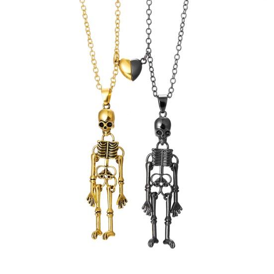 1 Pair Skeletons Holding Hands Necklaces Magnetic Skeleton Pendant Necklaces Set Vintage Skull Necklaces for Couple BFF Friendship Gothic Punk Lovers