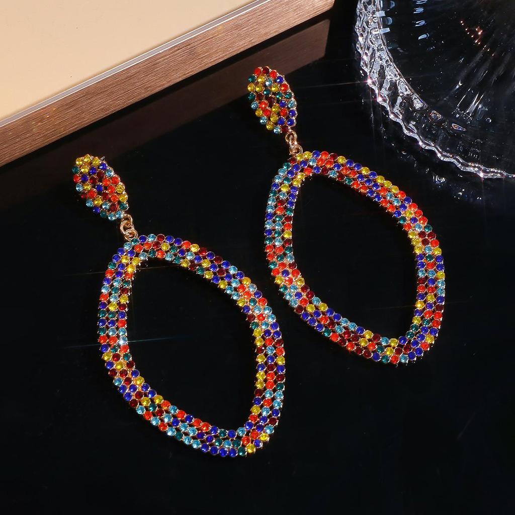 Luxury Zircon Tassel Earrings: High-End Flash Rhinestone Dangle for Elegant Women's Fashion