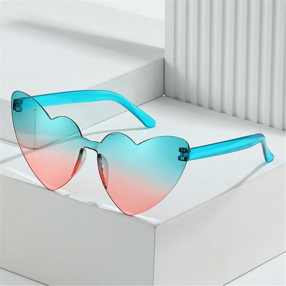 UV Protection Lightweight Comfortable Durable High Quality Multi Colored Lenses Female Male Sun Glasses Heart-shaped