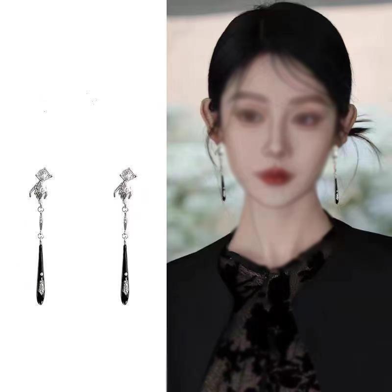 Юньчжию Юй Шусинь Уникальные серьги-кисточки в китайском стиле - Крутой, нишевый дизайн для женщин