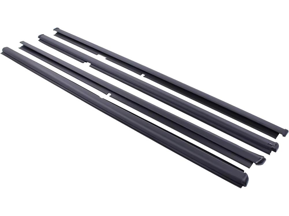 Jeep Grand Cherokee 1999-2004 Уплотнитель оконной рамки двери