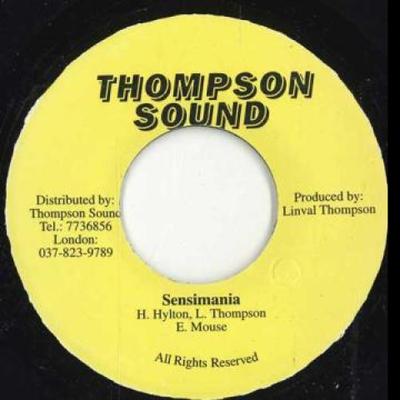 7-дюймовая пластинка EEK A MOUSE / ROOTS RADICS - Sensimania none Thompson Sound 1982 Ямайка Регги, Ска и Даб