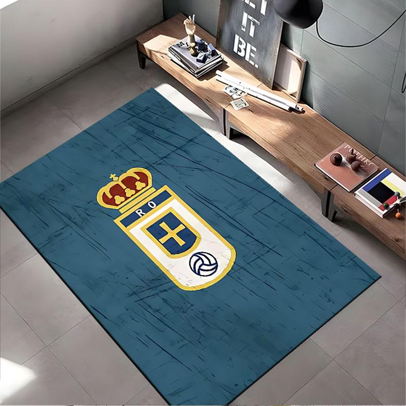 Crowned Shield with Cross Design suitable as a non-slip mat for the living room or bedroom sofa