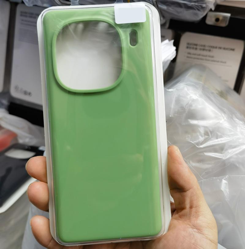 For vivo iQOO 12 Pro / iQOO 12Case Silky Liquid Silicone Case Soft-Touch Back Protective Cover For vivo iQOO 12 Pro / iQOO 12