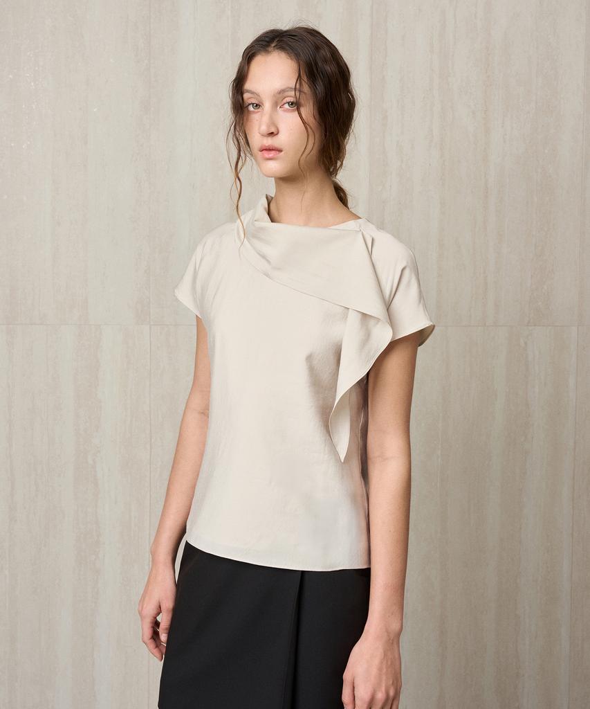 RE RHEE Scarf-Detail Blouse Milk Tea