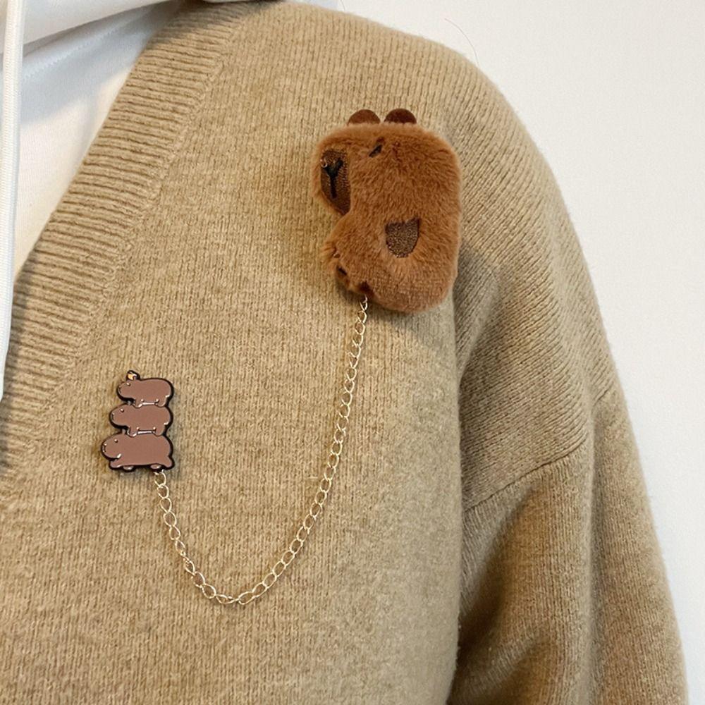 Chain Kapibara Pin Kapibara Capibara Badge Exquisite Star Capybara Brooch  Backpack Decor