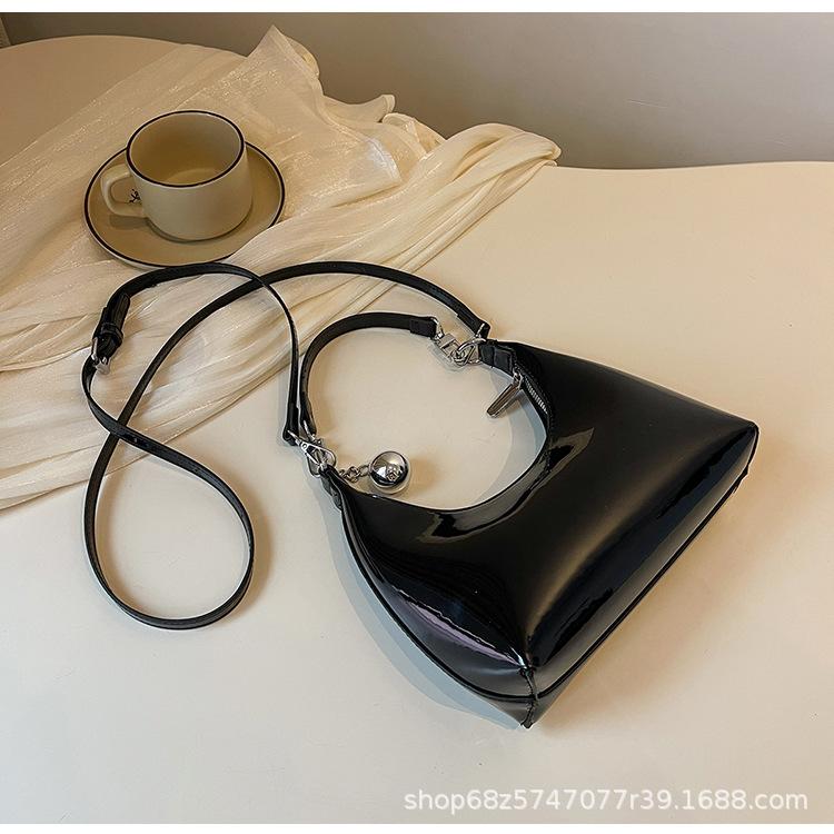 Fashion Patent Leather Hand-held Small Bag Women's 2025 New High-end Niche Underarm Bag One-shoulder Crossbody Bag Crescent Bag