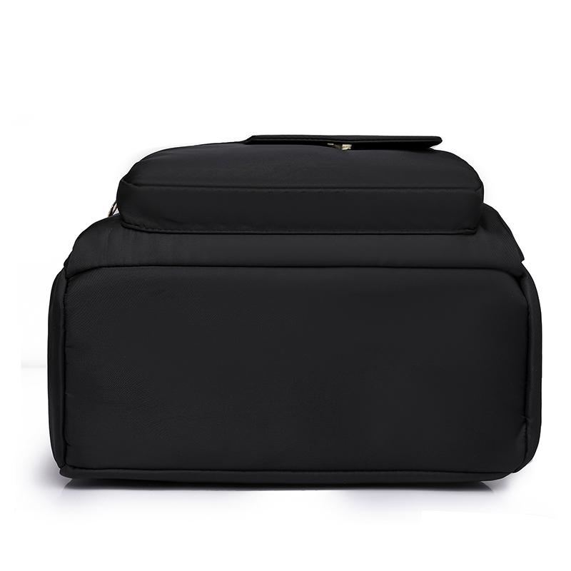 Women's Large Capacity Backpack Solid Color Commuter Bag for Women