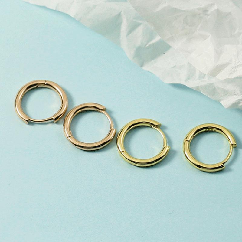 Minimalist Gold Circle Ear Hoops and Cuffs In European and American Style