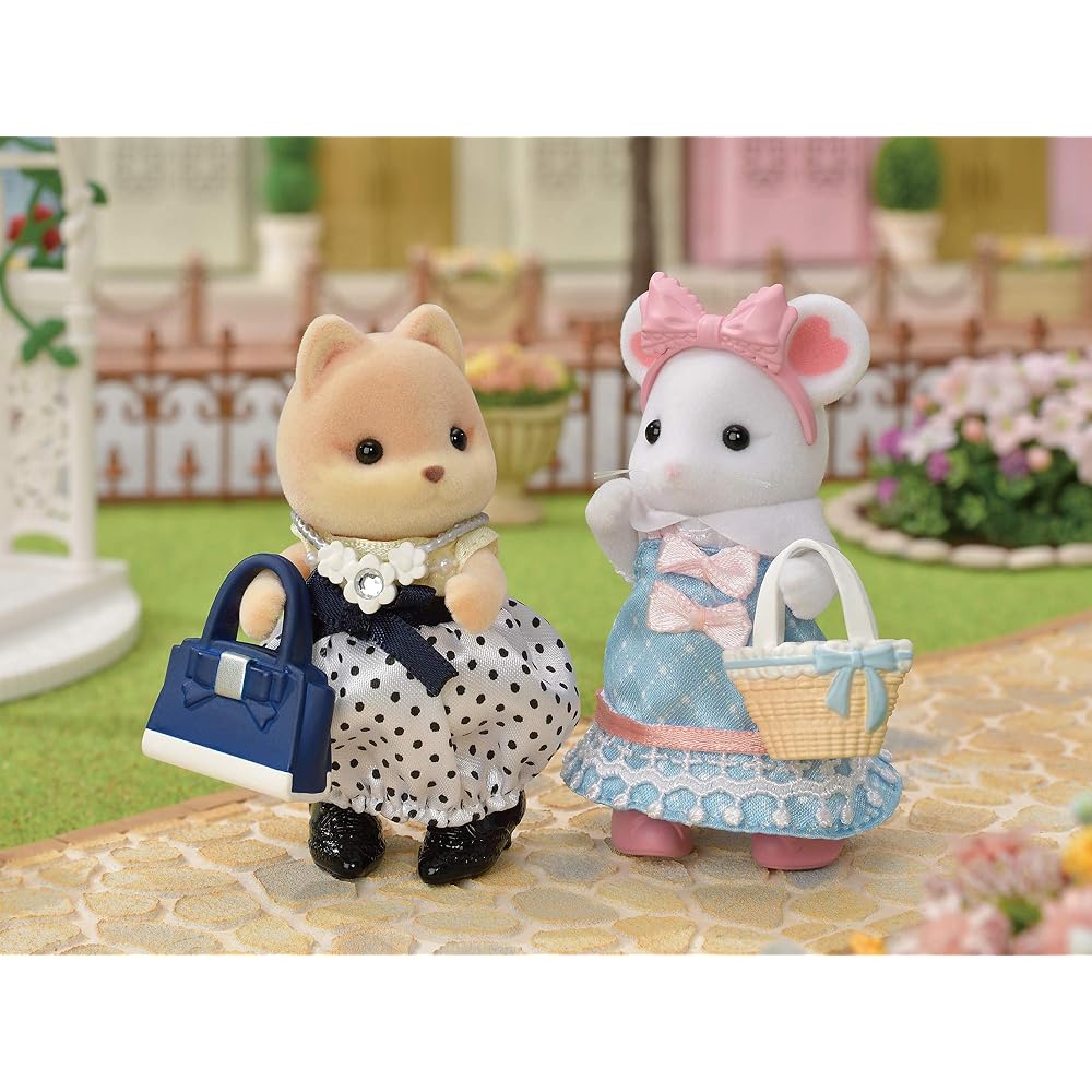 Sylvanian Families Town Fashion Coordination Set Stylish Shoe Collection Toy Dollhouse for Ages 3 and Up